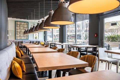 Premier Inn München Messe, Bar (on property)