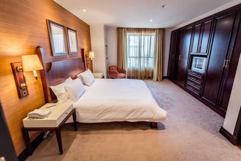 The Michelangelo Towers, Room