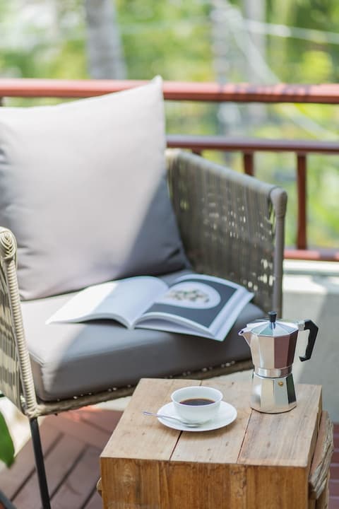 Burasari Phuket Resort & Spa, Terrace/patio