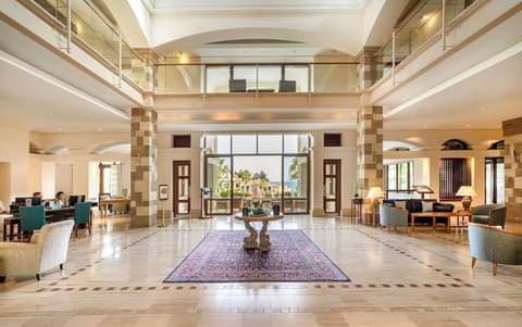 Columbia Beach Resort, Lobby