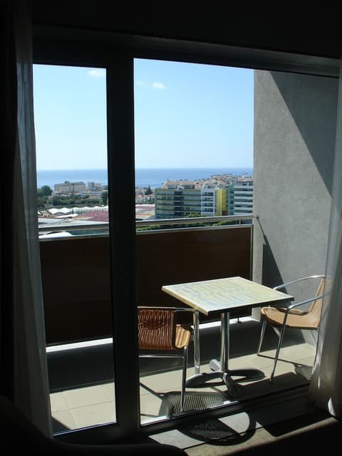 Hotel VIP Executive Azores, Balcony