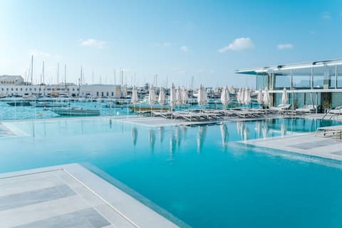 Bayview Hotel by ST Hotels, Outdoor pool