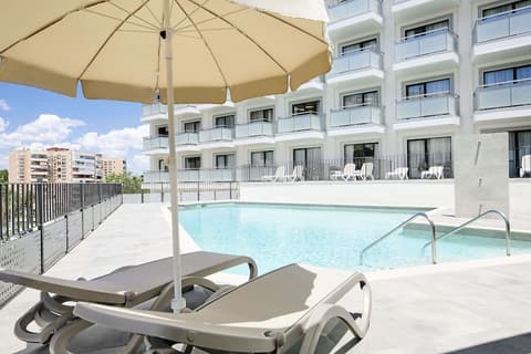 tent Torremolinos, Pool