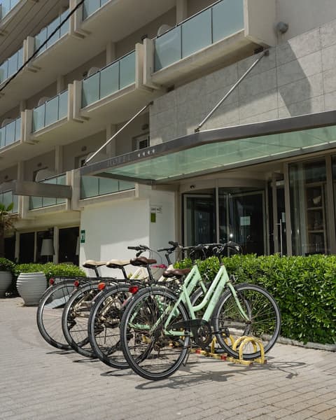 Golden Star City Resort, Bicycling