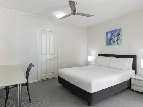 Park Regis City Quays, Room