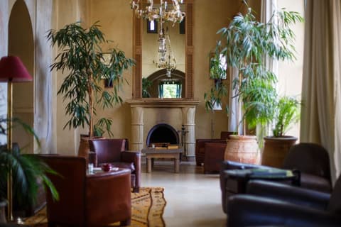 Les Deux Tours, Reception