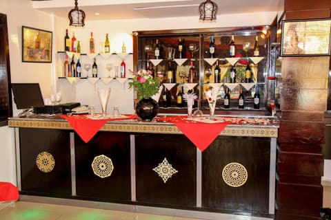 New Farah Hotel, Food court