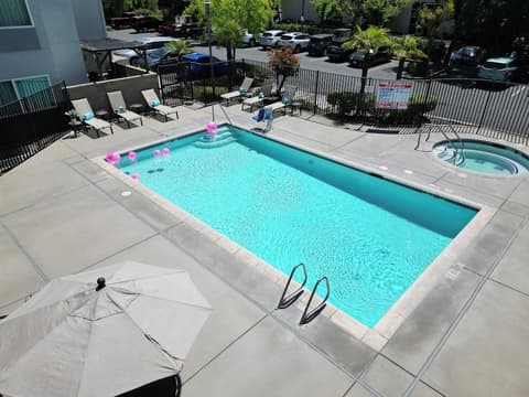 Courtyard by Marriott Sacramento Cal Expo, Pool