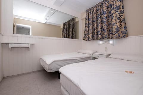 Apartamentos Teneguia, Room