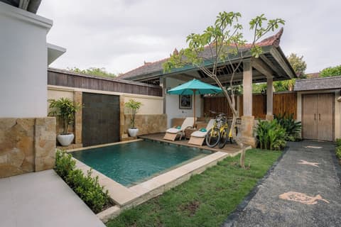 Vila Ombak Hotel, Room