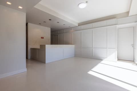 Wall Art Hotel, Lobby