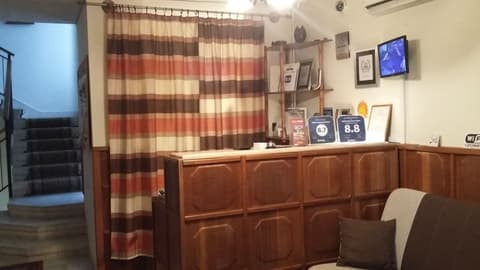 Helios Hotel Pension, Reception