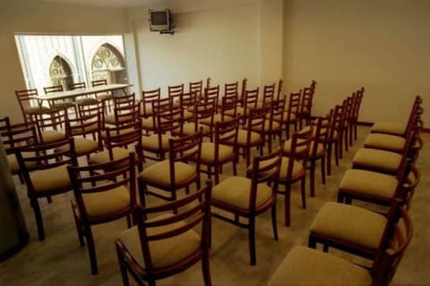 Wilson Hotel, Business center