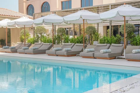 Kempinski Mall Of The Emirates, Outdoor pool
