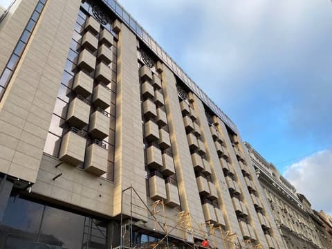 Maidan Palace Hotel, Front of property