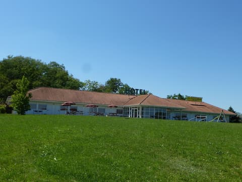 Fasthotel Well Inn Macon Sud - un hôtel FH Confort, Property grounds