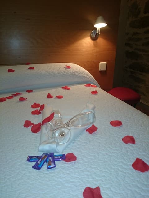 Posada de Las Misas, Room