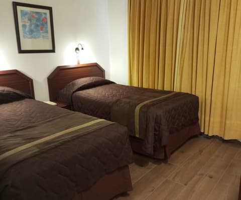 Hotel Alcala del Rio, Room