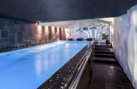Anantara New York Palace Budapest - A Leading Hotel of the World, Pool