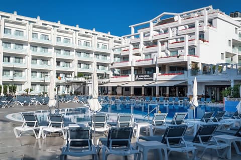 AQUA Hotel Aquamarina & Spa, Pool