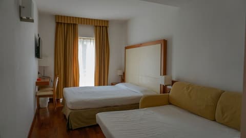 Hotel Mavino, Room