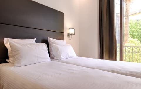 Hôtel Saint Georges, Room