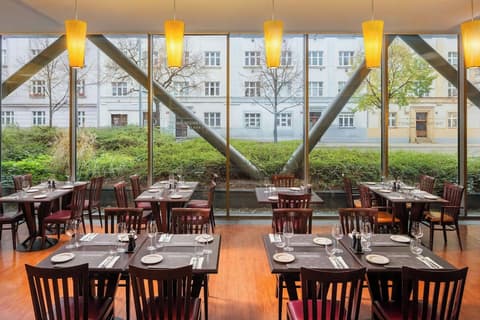Courtyard by Marriott Prague City, Restaurant