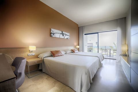 Ohtels Les Oliveres, Room