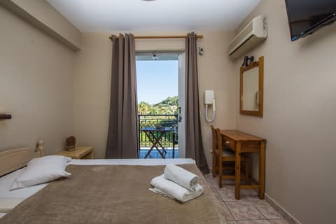 Iniohos Zante Hotel & Suites, Room