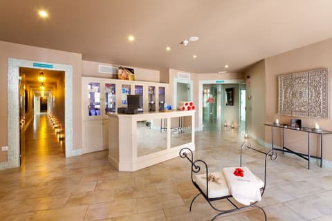 Gran Castillo Tagoro Family & Fun Playa Blanca, Lobby