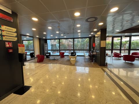 ibis Roma Fiera, Reception