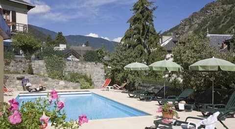 Hôtel Altis Val Vert, Outdoor pool