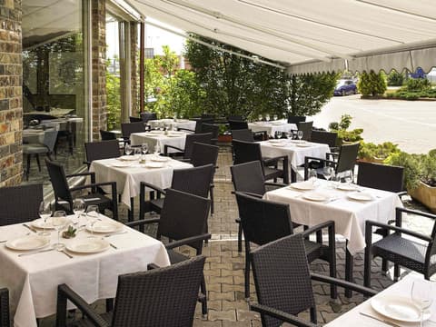 Mercure Sibiu Airport, Miscellaneous