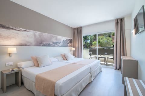 Hotel Salou Sunset (Adults Recommended) by Pierre & Vacances, Room