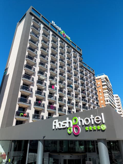 Flash Hotel – Adults recommended, Front of property