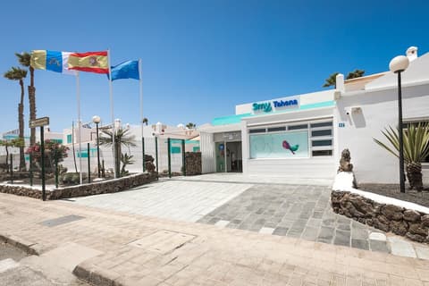 Smy Tahona Fuerteventura, Exterior