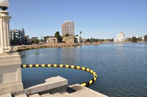 Americas Best Value Inn Oakland Lake Merritt, Pool