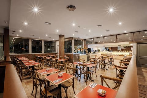 Hotel Luze Castellana, Breakfast buffet