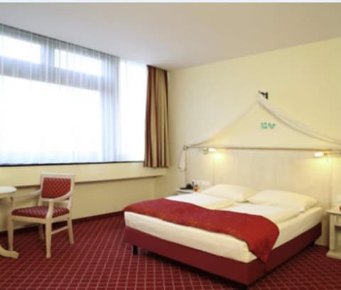 Hotel Chateau Kurfürstendamm, Room