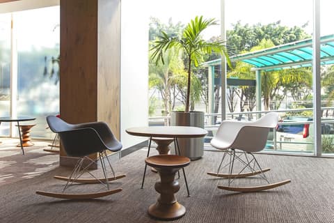 ibis Guadalajara Expo, Lobby sitting area