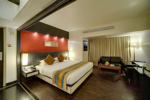 Ramee Guestline Hotel Khar, Room
