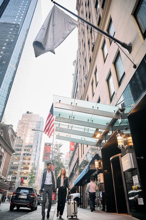 Aura Hotel Times Square, Front of property
