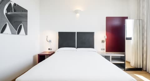 Hotel ILUNION Aqua 3, Room