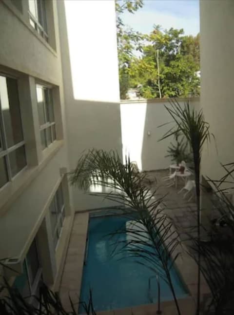 Condor Suites Apart Hotel, Pool