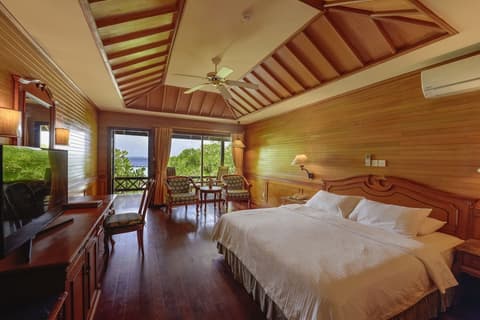 Royal Island Resort & Spa, Room