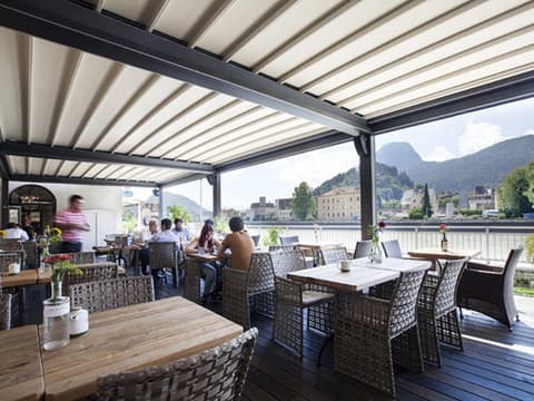 Boutique Hotel im Auracher Löchl, Coffee shop