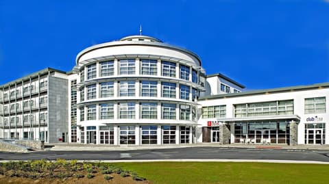 Maldron Hotel Limerick, Front of property