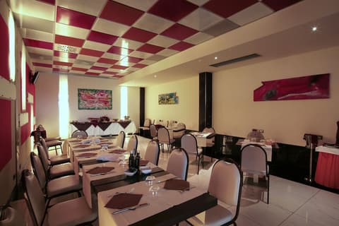 Hotel Galilei, Restaurant