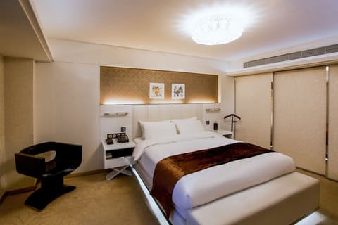 Nanjing Central Hotel, Room