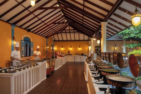 Adaaran Prestige Water Villas, Breakfast buffet